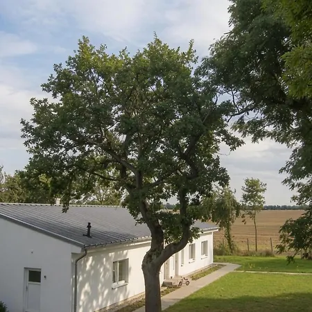 Ferienwohungen Auf Ruegen In Bessin Appartement *